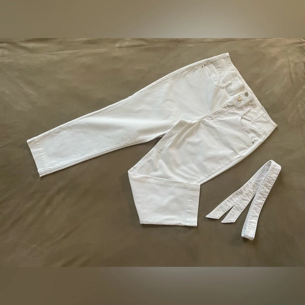 White House Black Matket jeans. - Picture 3 of 6